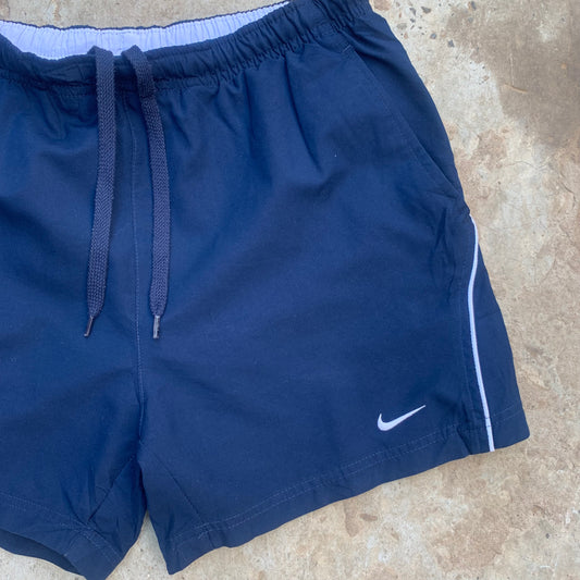 Nike - SMALL - Shorts