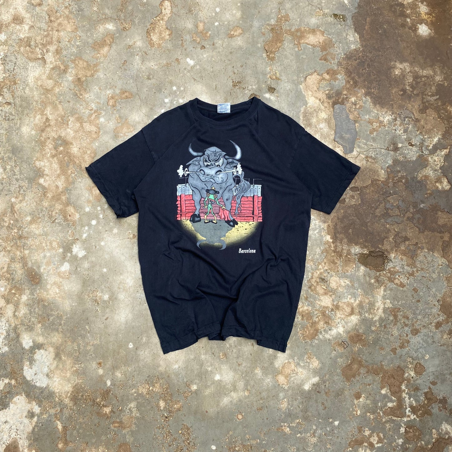 Barcelona - MEDIUM - T Shirt