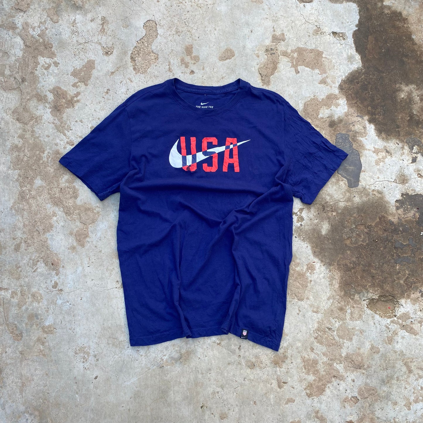 Nike - MEDIUM - T Shirt