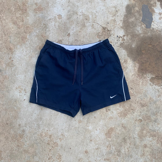 Nike - SMALL - Shorts