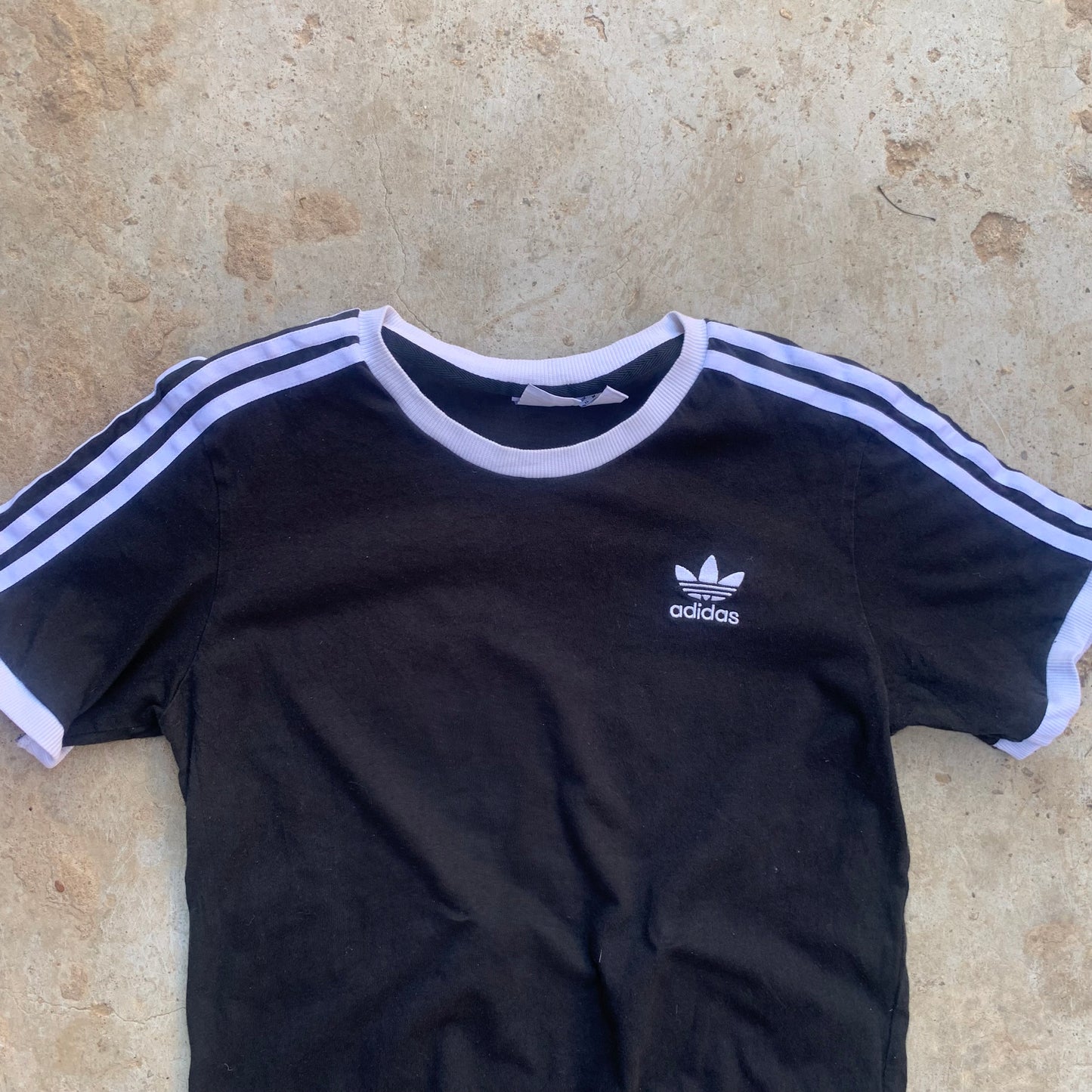 Adidas - SMALL - T Shirt