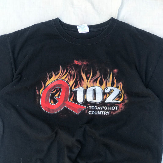 Q102 - LARGE - Baggy T Shirt