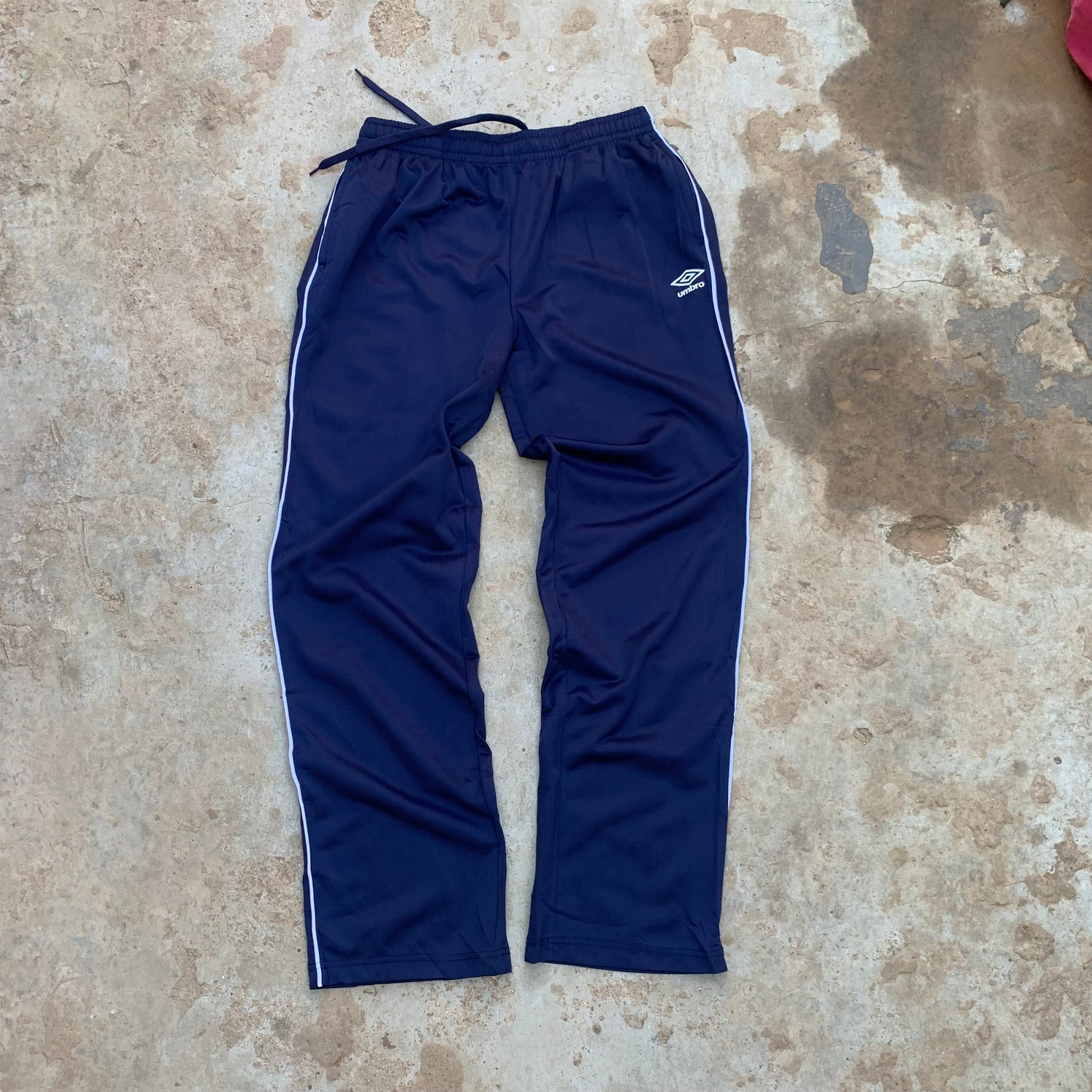 Trackpants